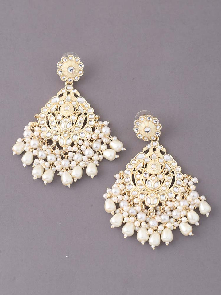 Ivory Simpy Chandbalis