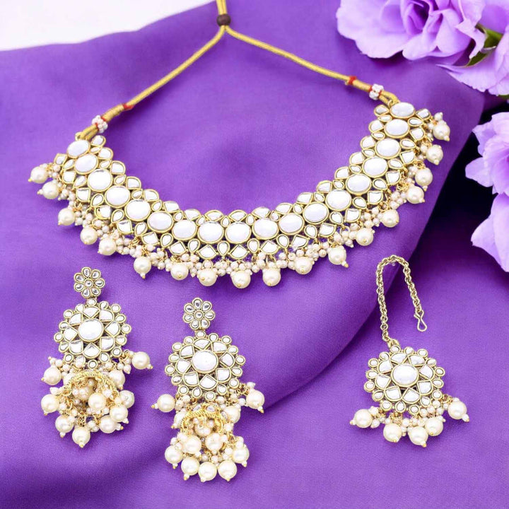Ivory Stavana Kundan Jewellery Set