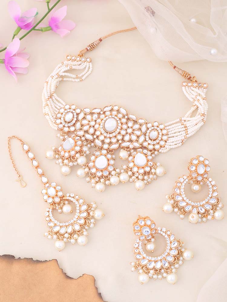Ivory Sumani Kundan Jewellery Set