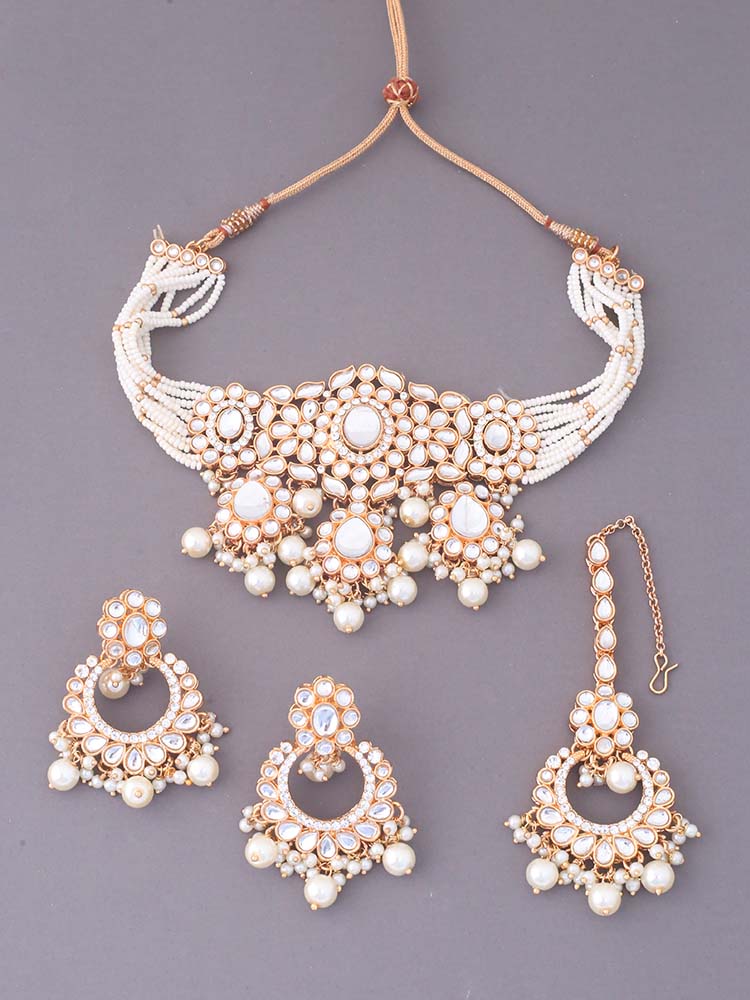 Ivory Sumani Kundan Jewellery Set