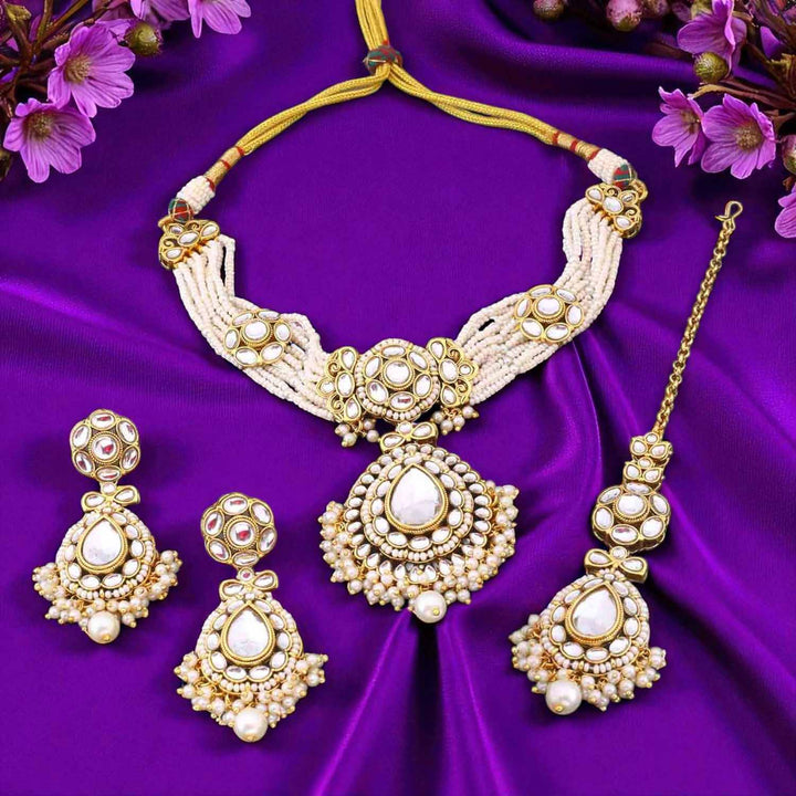 Ivory Sumedha Kundan Jewellery Set