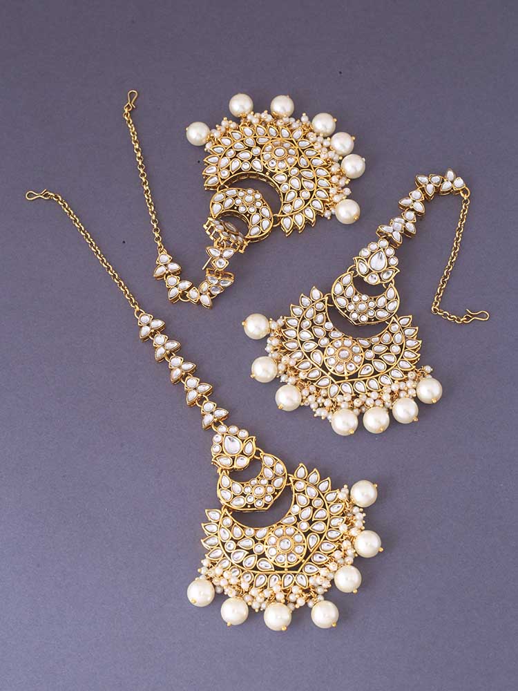 Ivory Supriya Maang Tikka Set