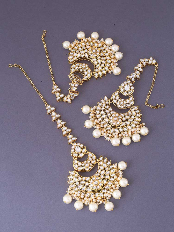 Ivory Supriya Maang Tikka Set