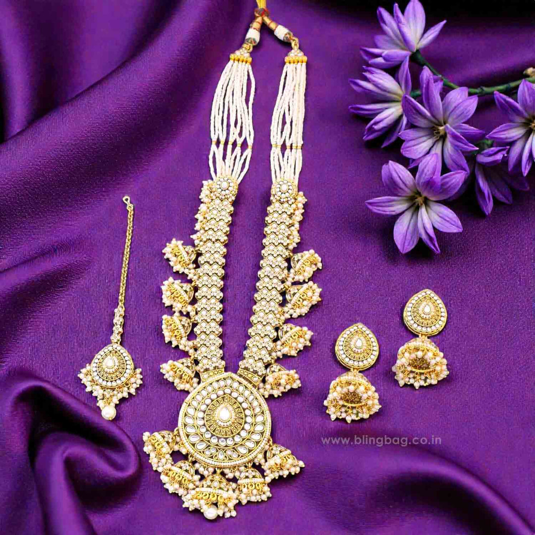 Ivory Surina Kundan Jewellery Set
