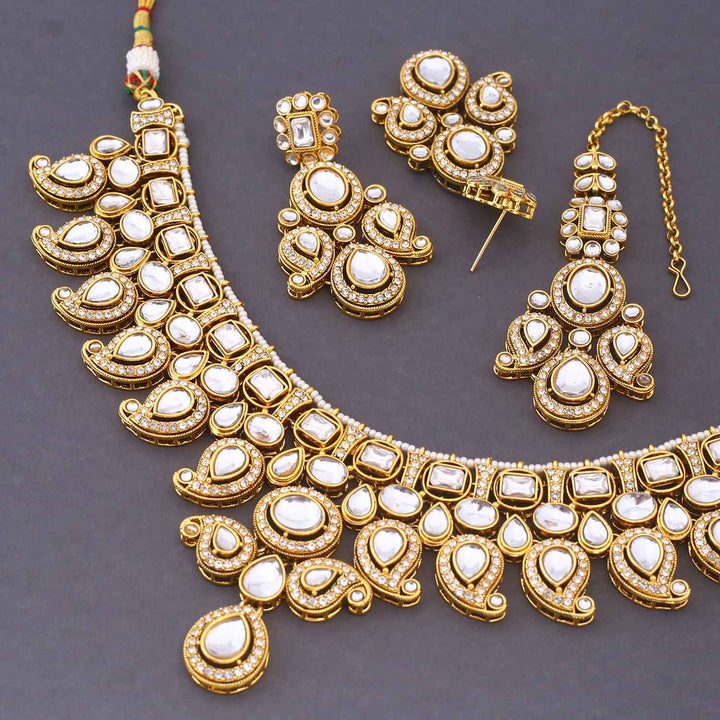 Ivory Swaragh Kundan Jewellery Set