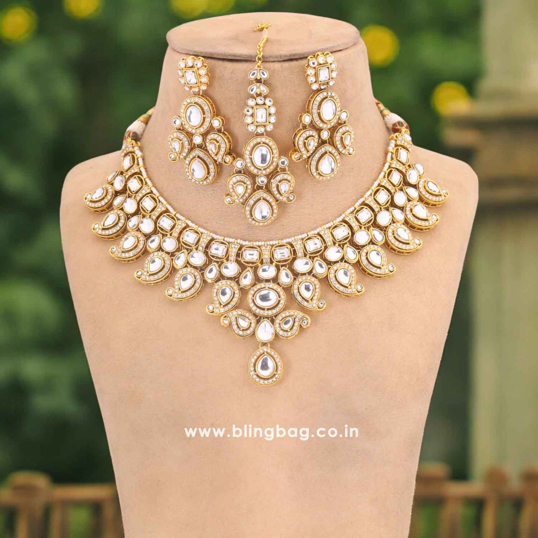 Ivory Swaragh Kundan Jewellery Set