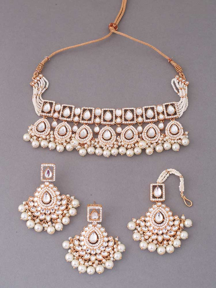 Ivory Taani Jewellery Set