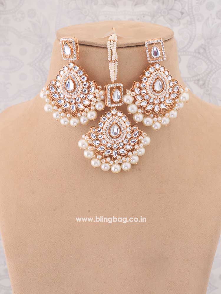 Ivory Taani Jewellery Set