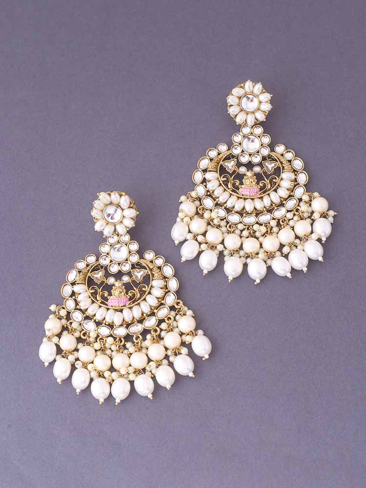 Ivory Takshavi Chaandbalis