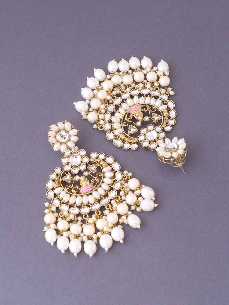 Ivory Takshavi Chaandbalis