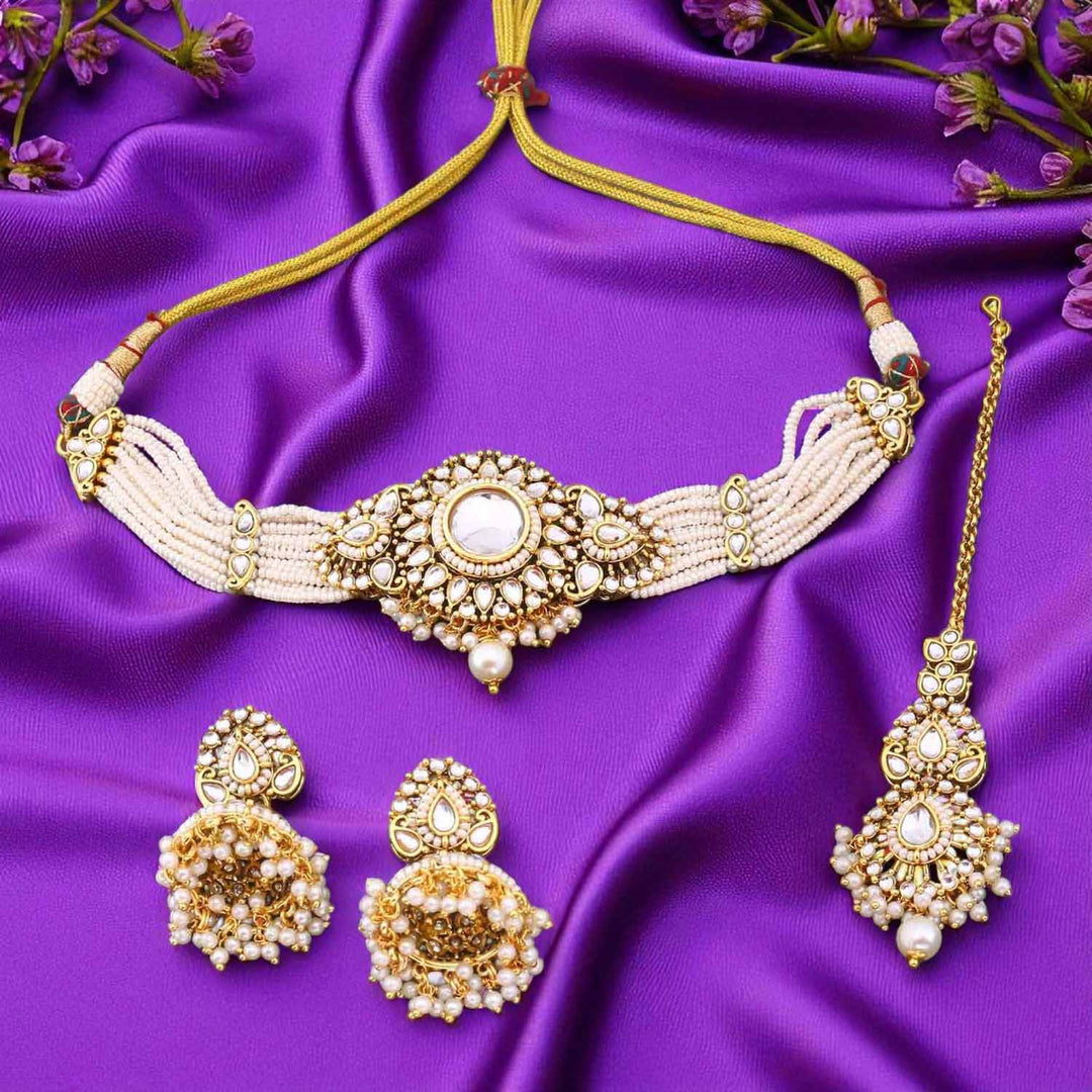 Ivory Tanushee Kundan Jewellery Set