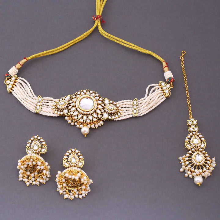 Ivory Tanushee Kundan Jewellery Set