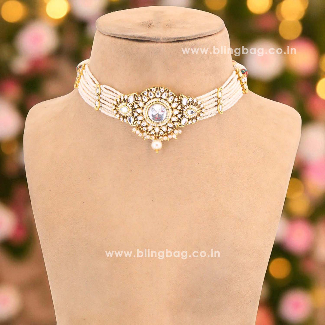 Ivory Tanushee Kundan Jewellery Set