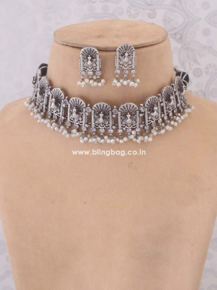 Ivory Tanushree Jewellery Set