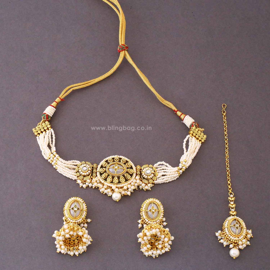 Ivory Tavya Kundan Jewellery Set