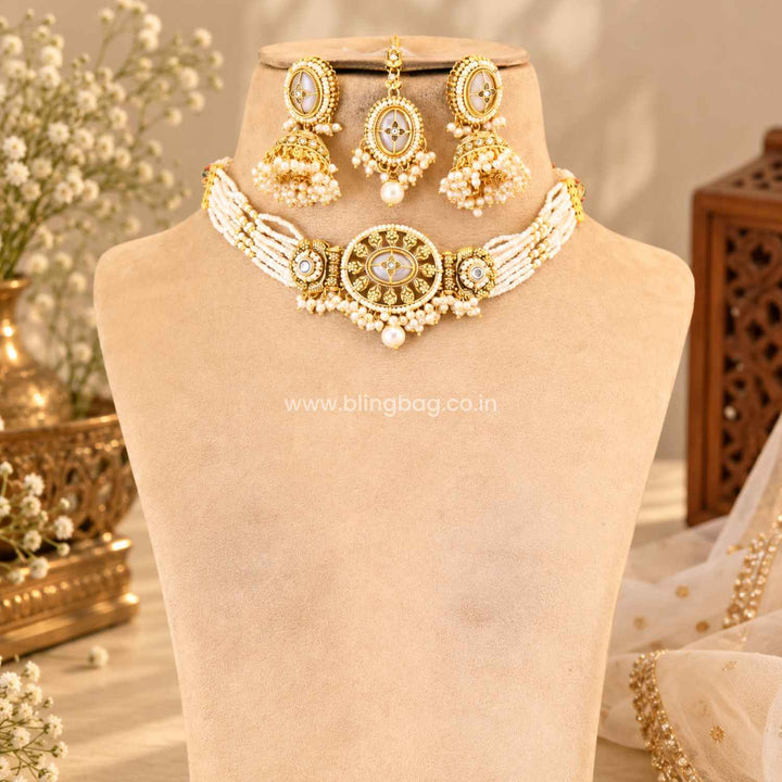 Ivory Tavya Kundan Jewellery Set