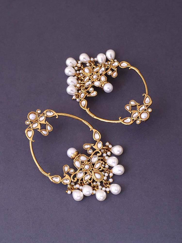 Ivory Tia Chandbalis