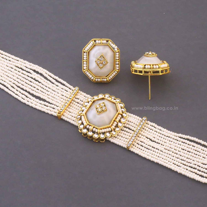 Ivory Tithi Kundan Jewellery Set