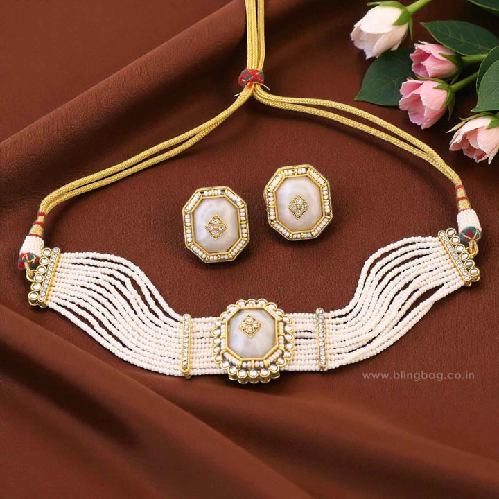 Ivory Tithi Kundan Jewellery Set