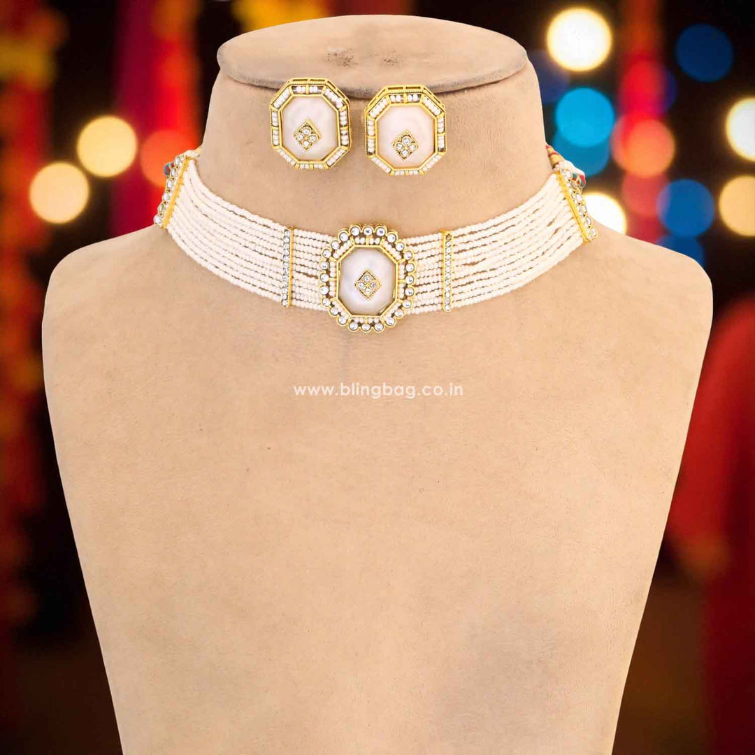 Ivory Tithi Kundan Jewellery Set