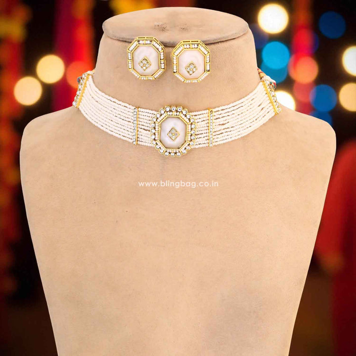 Ivory Tithi Kundan Jewellery Set