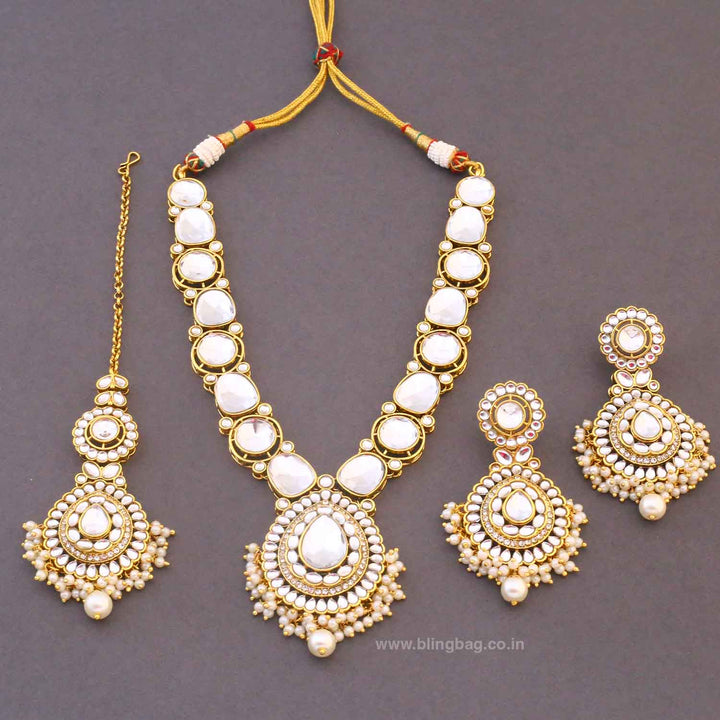 Ivory Umisha Kundan Jewellery Set