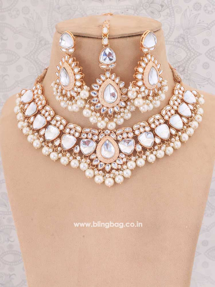 Ivory Vaanya Jewellery Set