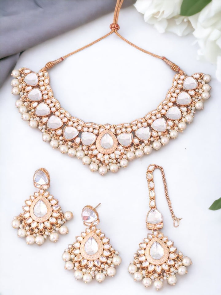 Ivory Vaanya Jewellery Set