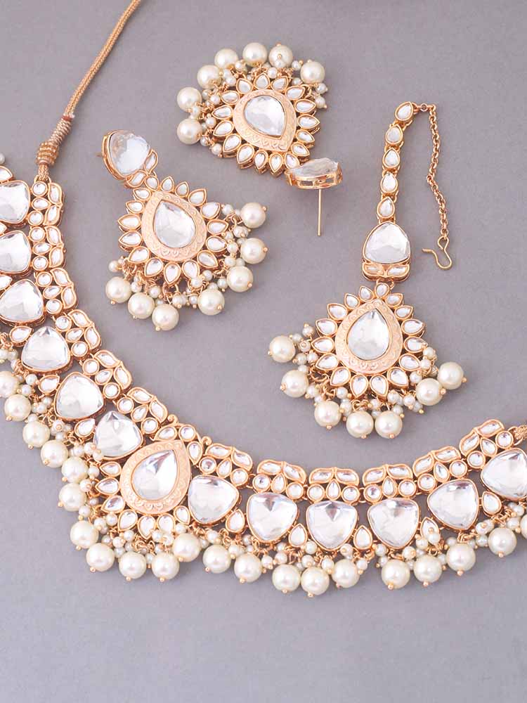 Ivory Vaanya Jewellery Set