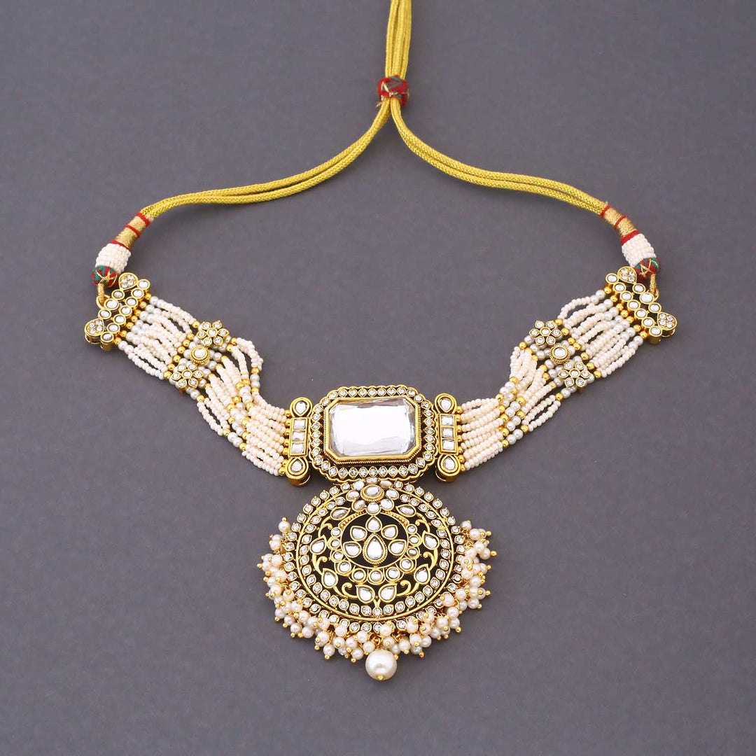 Ivory Varnika Kundan Bridal Jewellery Set