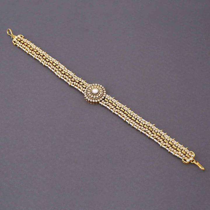 Ivory Varnika Kundan Bridal Jewellery Set