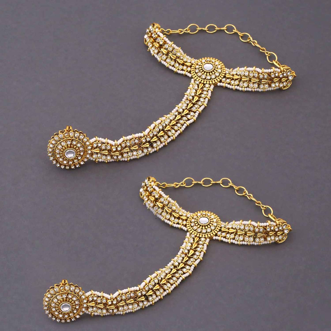 Ivory Varnika Kundan Bridal Jewellery Set