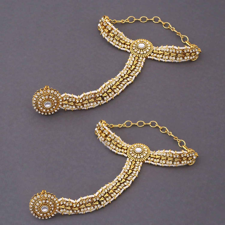 Ivory Varnika Kundan Bridal Jewellery Set