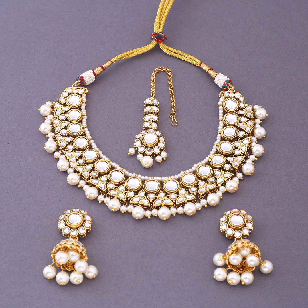 Ivory Varshi Kundan Jewellery Set