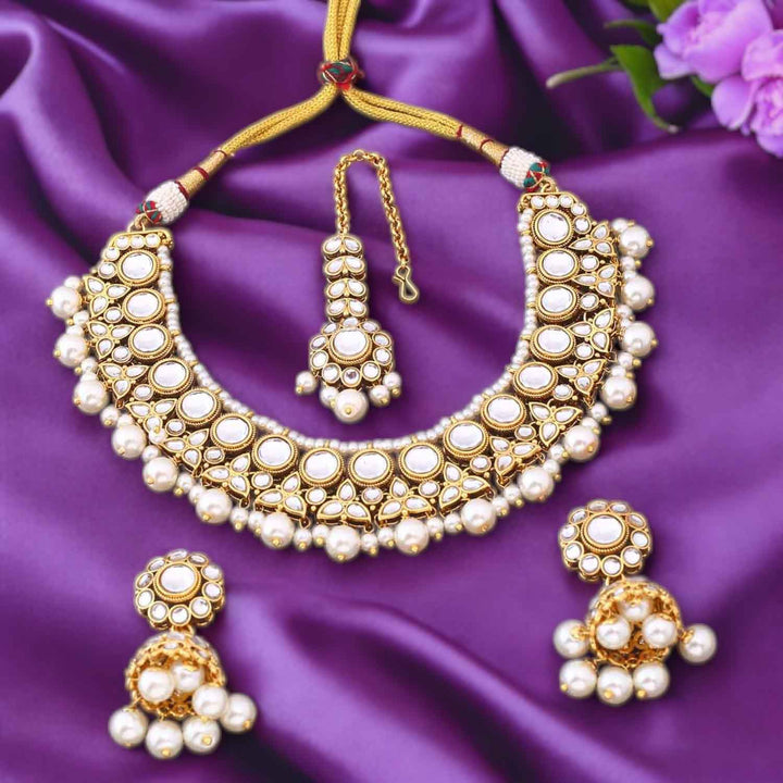 Ivory Varshi Kundan Jewellery Set