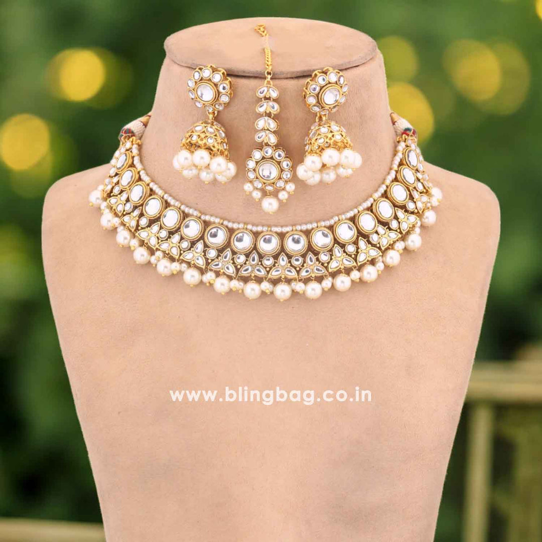Ivory Varshi Kundan Jewellery Set