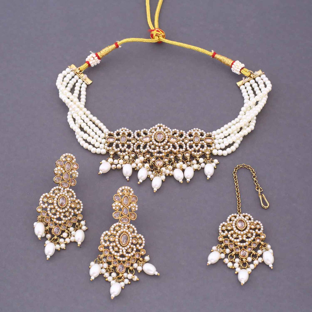 Ivory Velmira Kundan Jewellery Set
