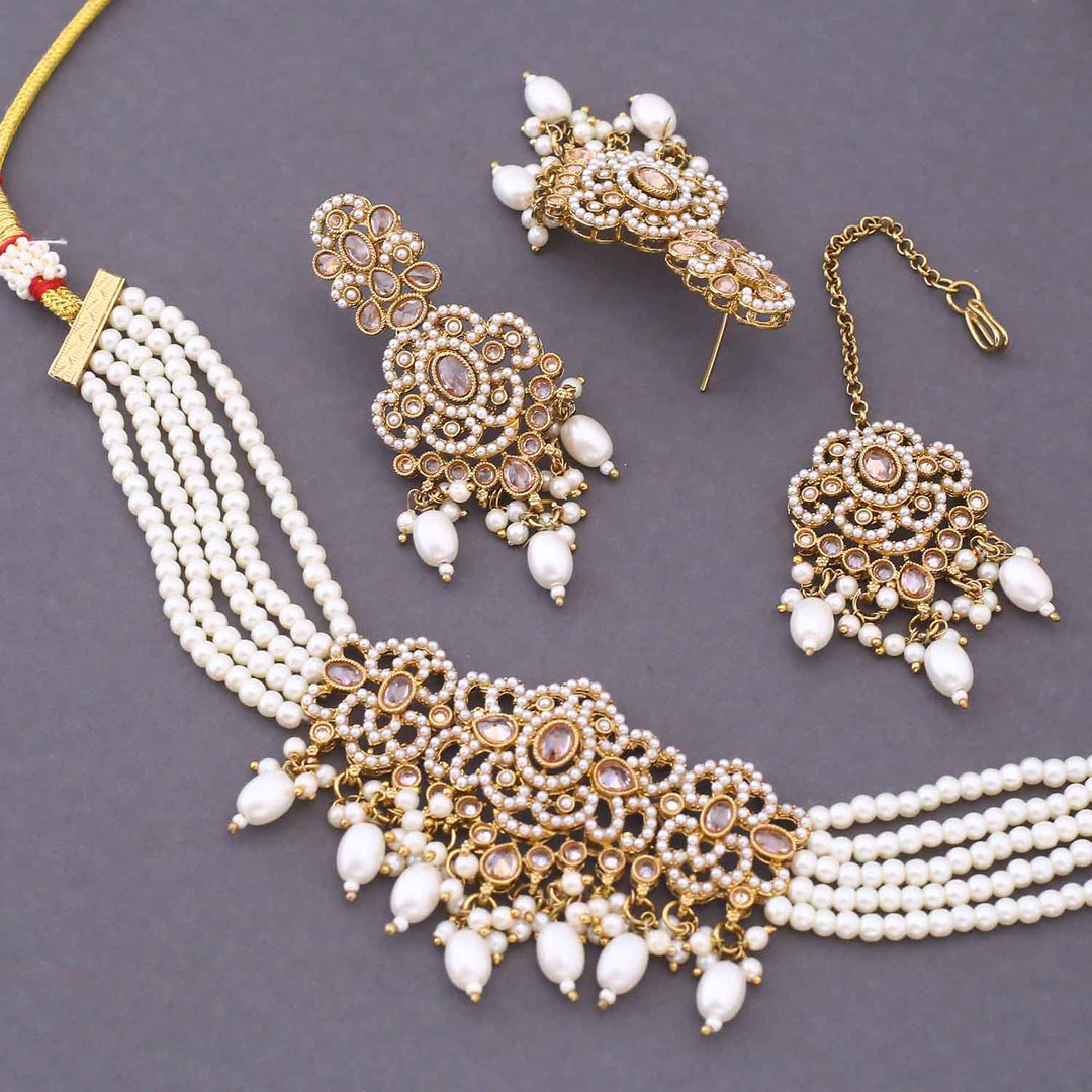 Ivory Velmira Kundan Jewellery Set