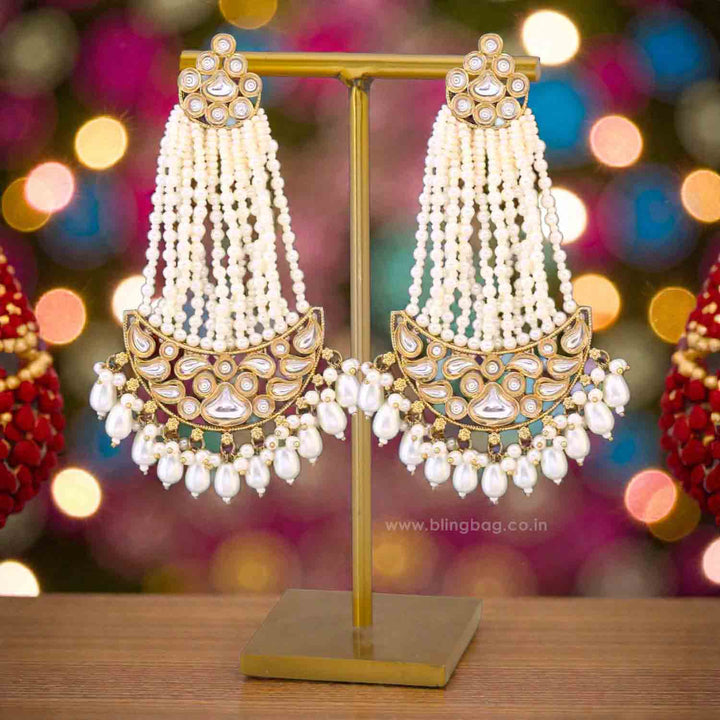 Ivory Wamika Danglers