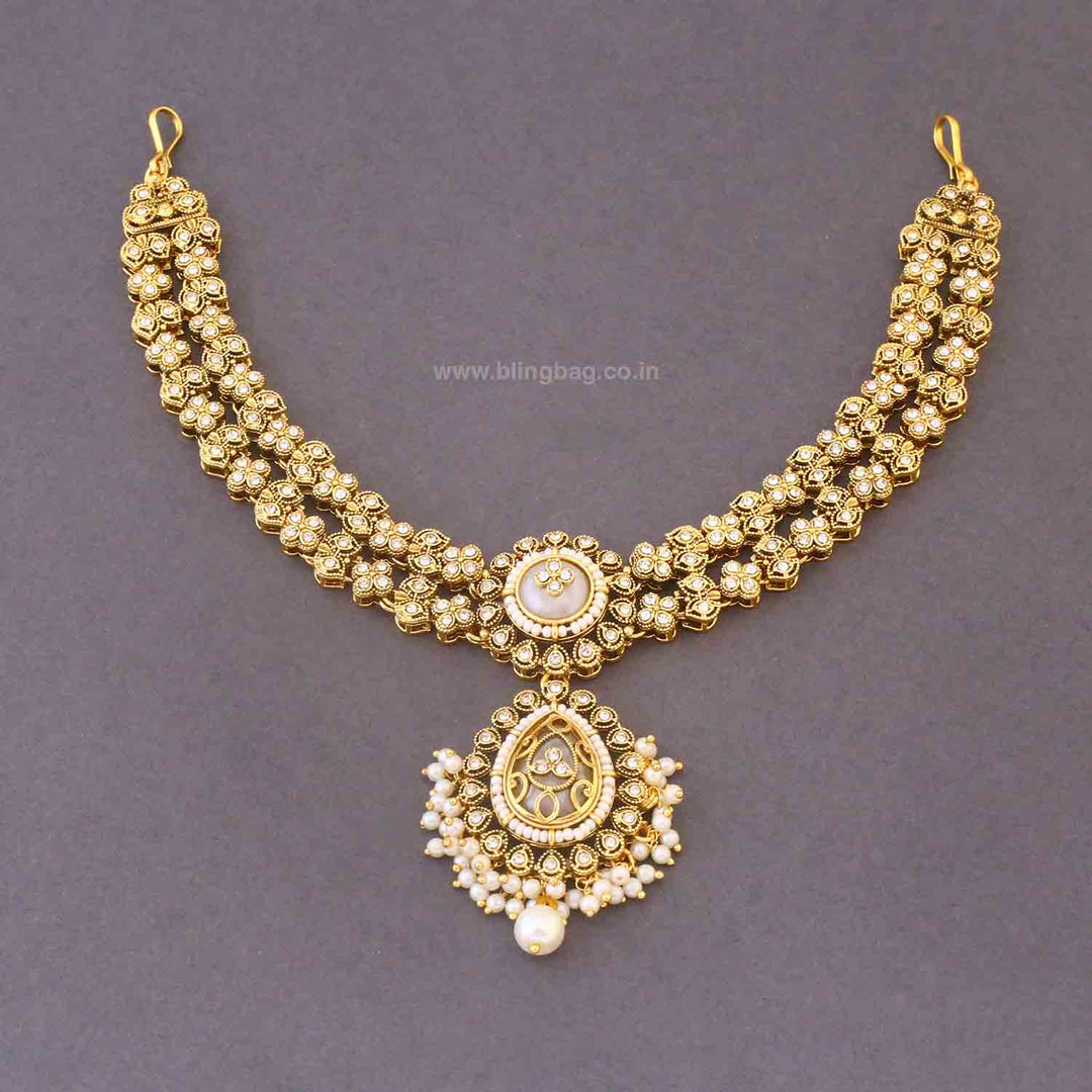 Ivory Yagna Kundan Bridal Jewellery Set