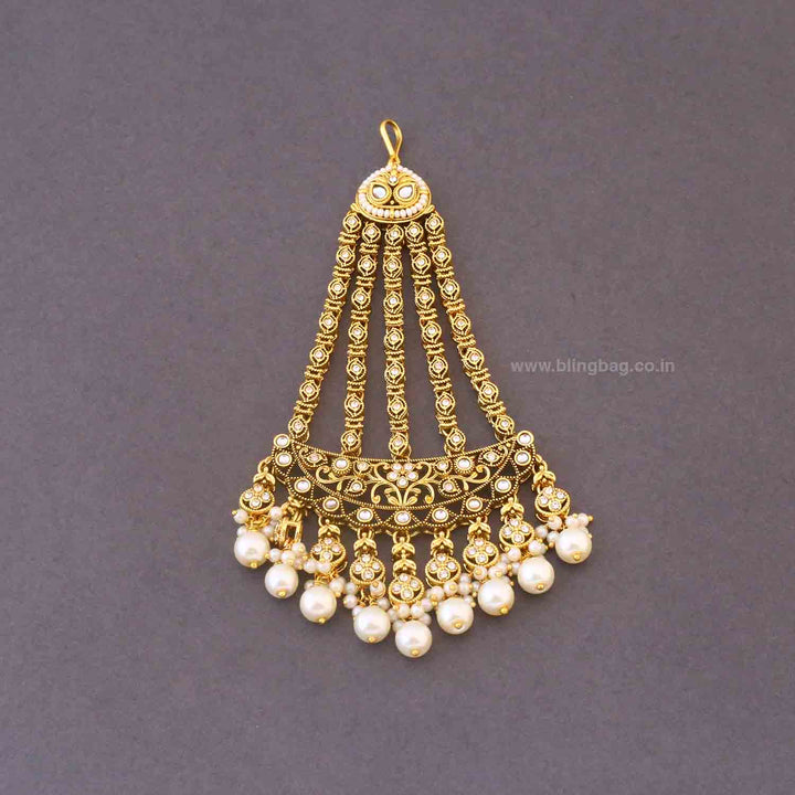 Ivory Yagna Kundan Bridal Jewellery Set