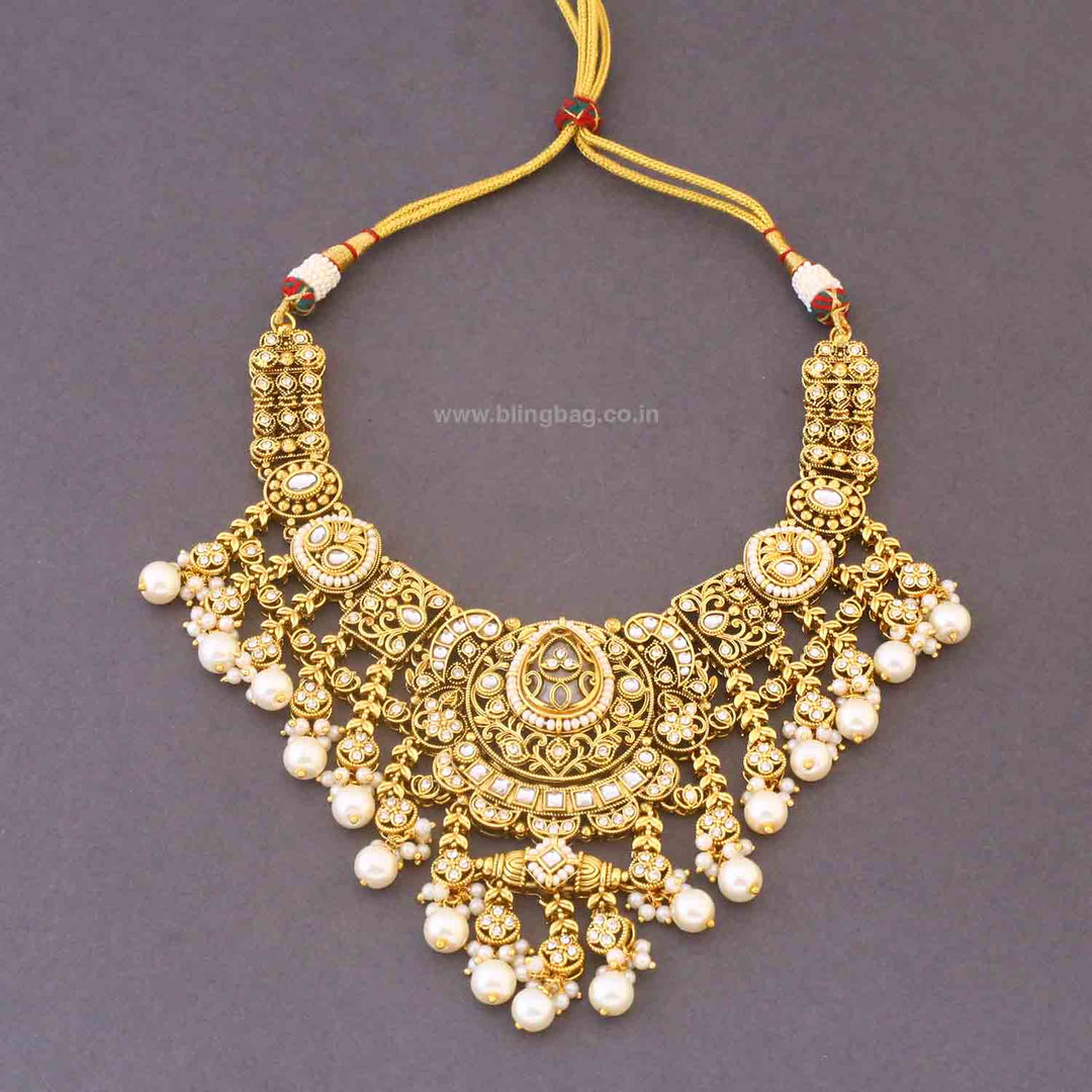Ivory Yagna Kundan Bridal Jewellery Set