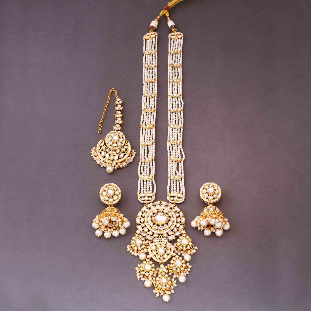 Ivory Yashashvi Kundan Jewellery Set