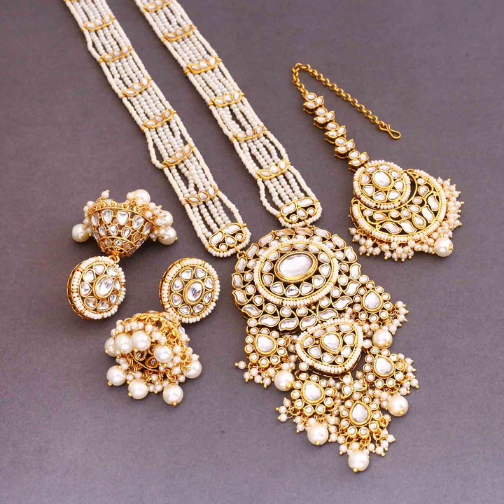 Ivory Yashashvi Kundan Jewellery Set