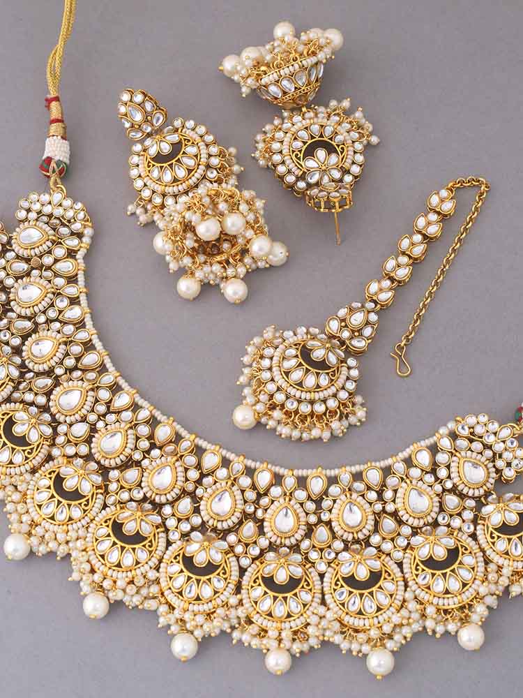 Ivory Yashita Jewellery Set