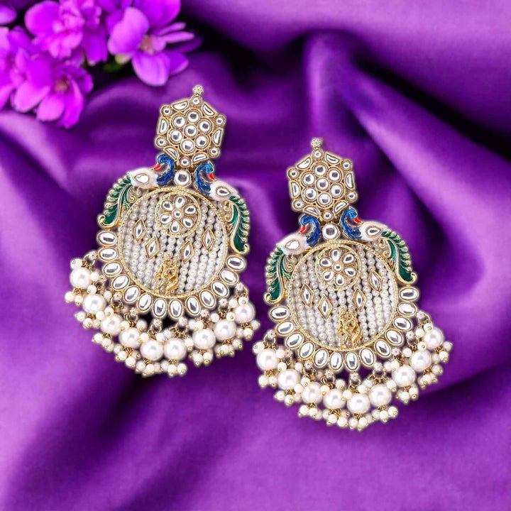 Ivory Yasmeen Chandbalis