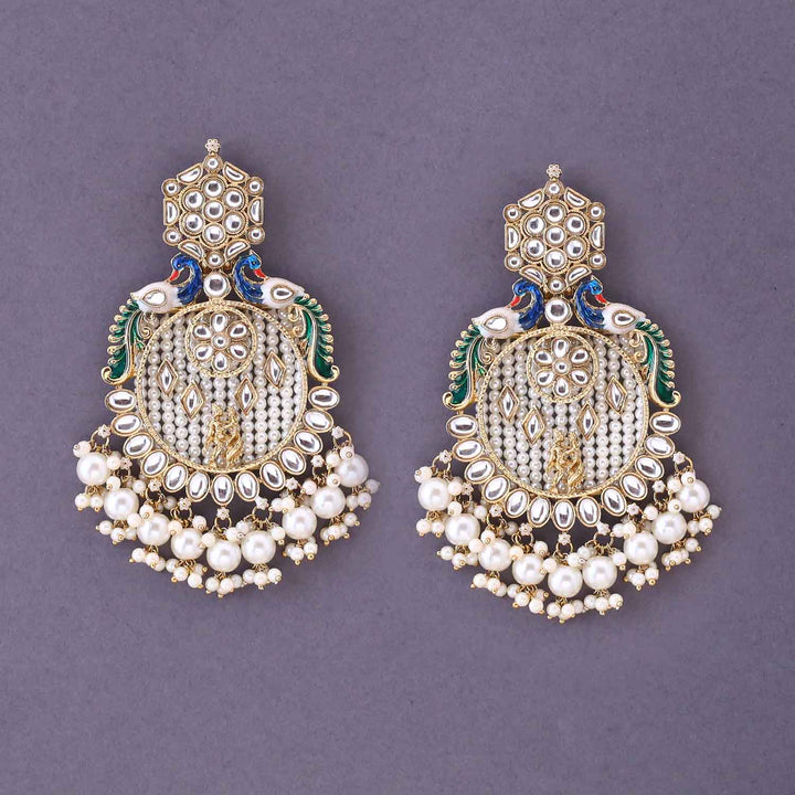 Ivory Yasmeen Chandbalis