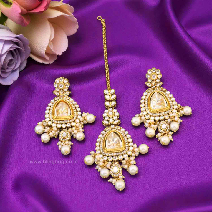 Ivory Yonita Maang Tikka