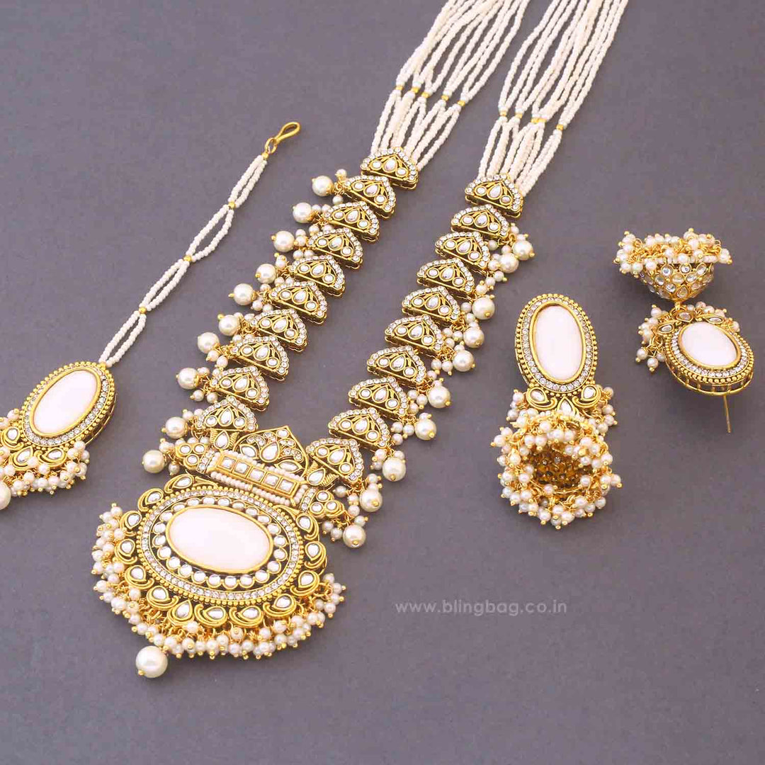 Ivory Ziya Kundan Jewellery Set