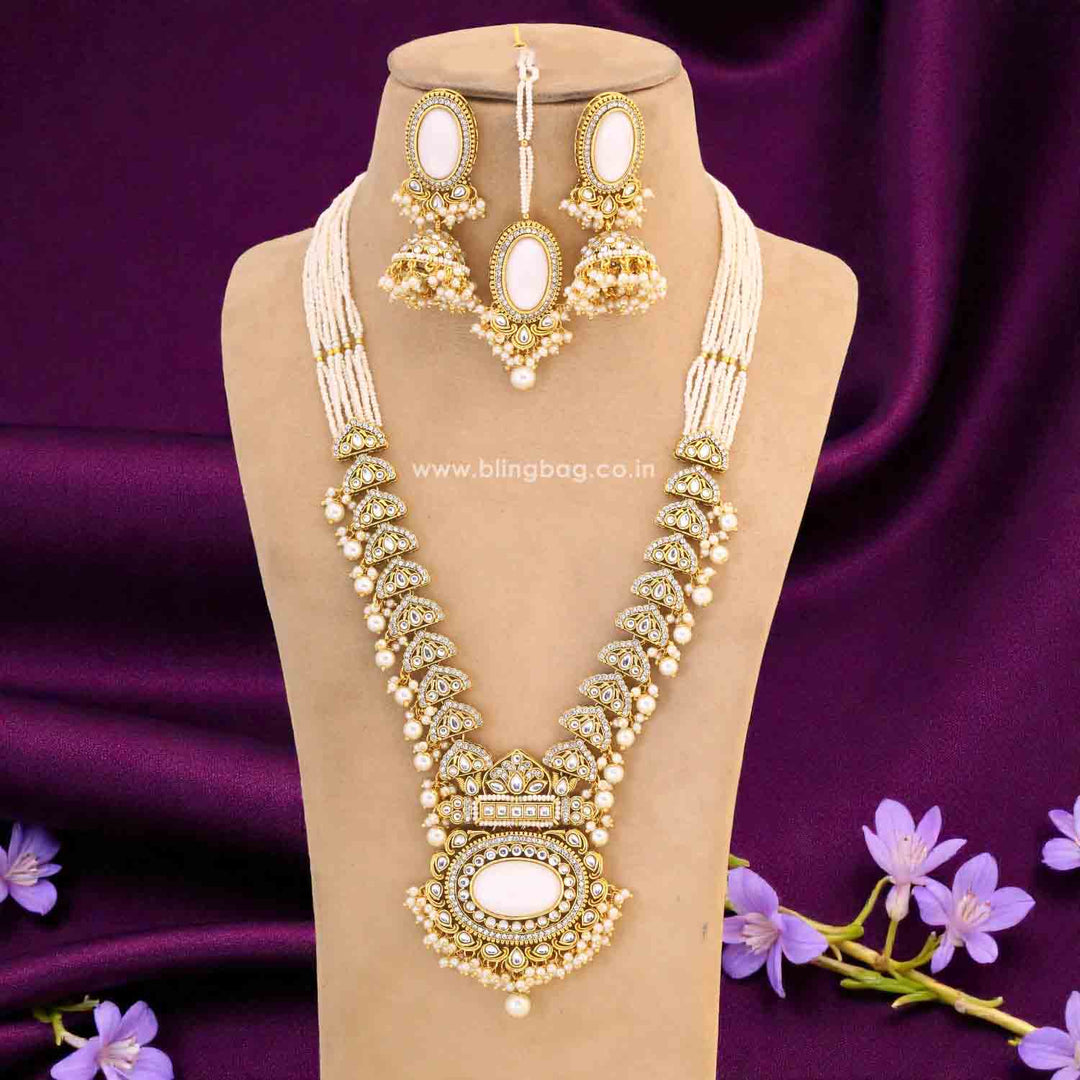Ivory Ziya Kundan Jewellery Set